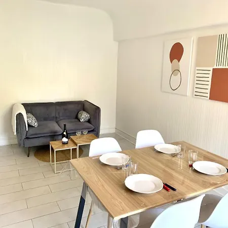 A 2 Pas De La Gare Centre-ville Parking Gratuit Apartment Chaumont (Haute-Marne)