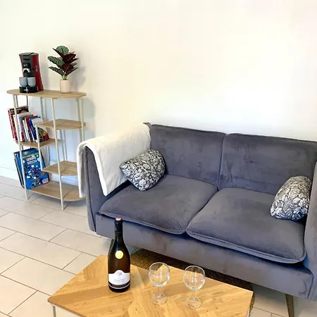 A 2 Pas De La Gare Centre-ville Parking Gratuit Chaumont (Haute-Marne)